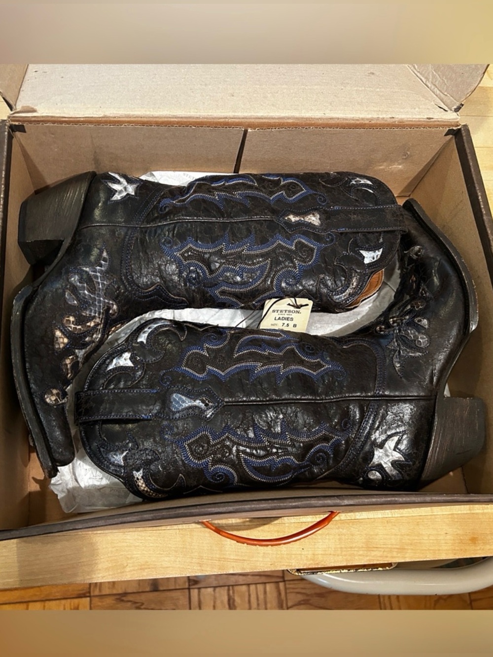 Stetson Brown Western Heeled Cowboy Boots with Blue and White Stitching